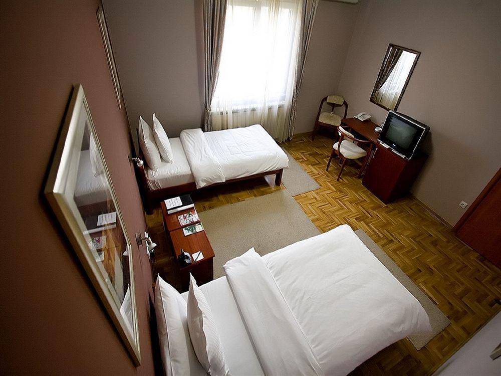 Villa Forest Beograd Ngoại thất bức ảnh