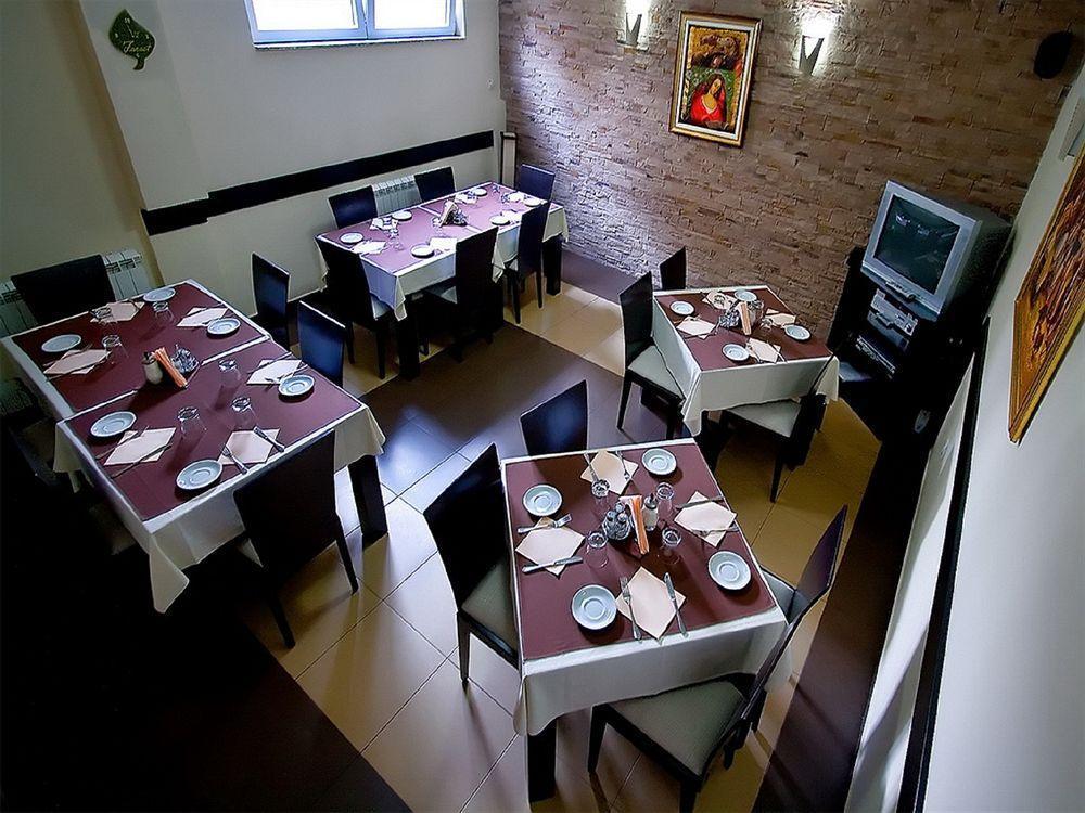 Villa Forest Beograd Ngoại thất bức ảnh