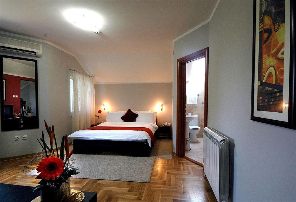 Villa Forest Beograd Ngoại thất bức ảnh