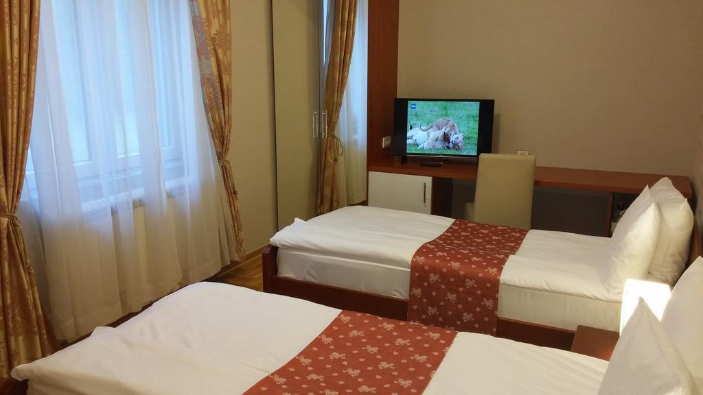 Villa Forest Beograd Ngoại thất bức ảnh